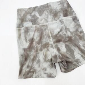 Carbon 38 Size M Gray Tie Dye Biker Shorts